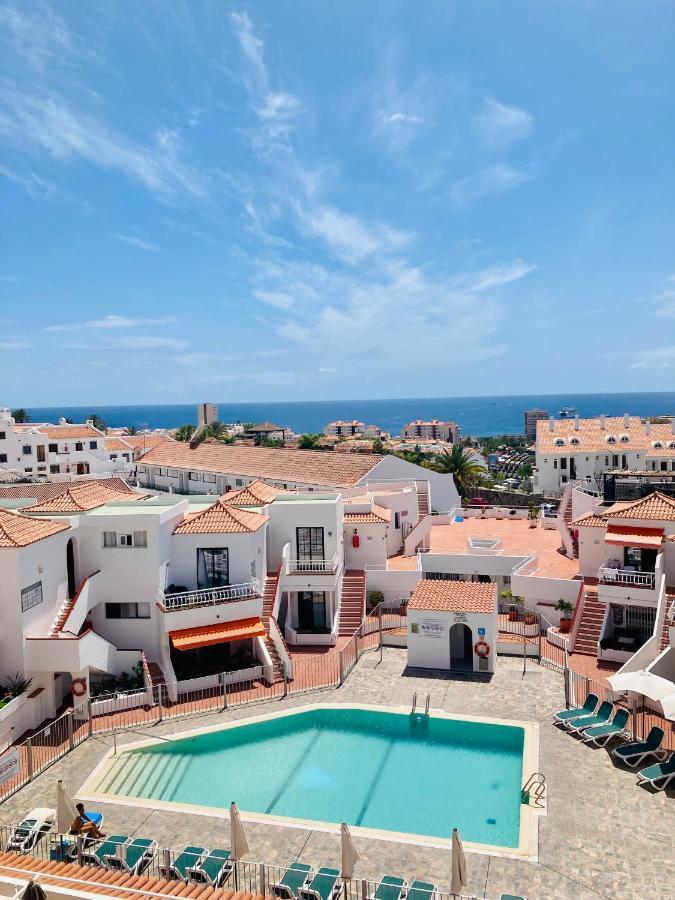Apartment With Terrace And Pool, Los Cristianos Los Cristianos  Exterior photo