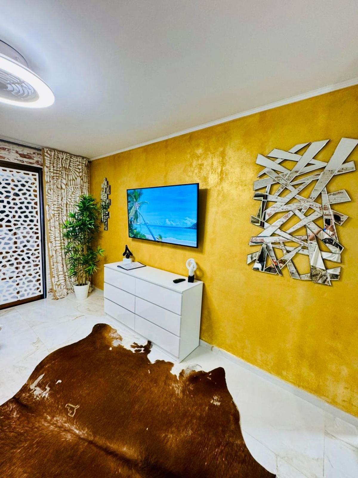 Apartment With Terrace And Pool, Los Cristianos Los Cristianos  Exterior photo