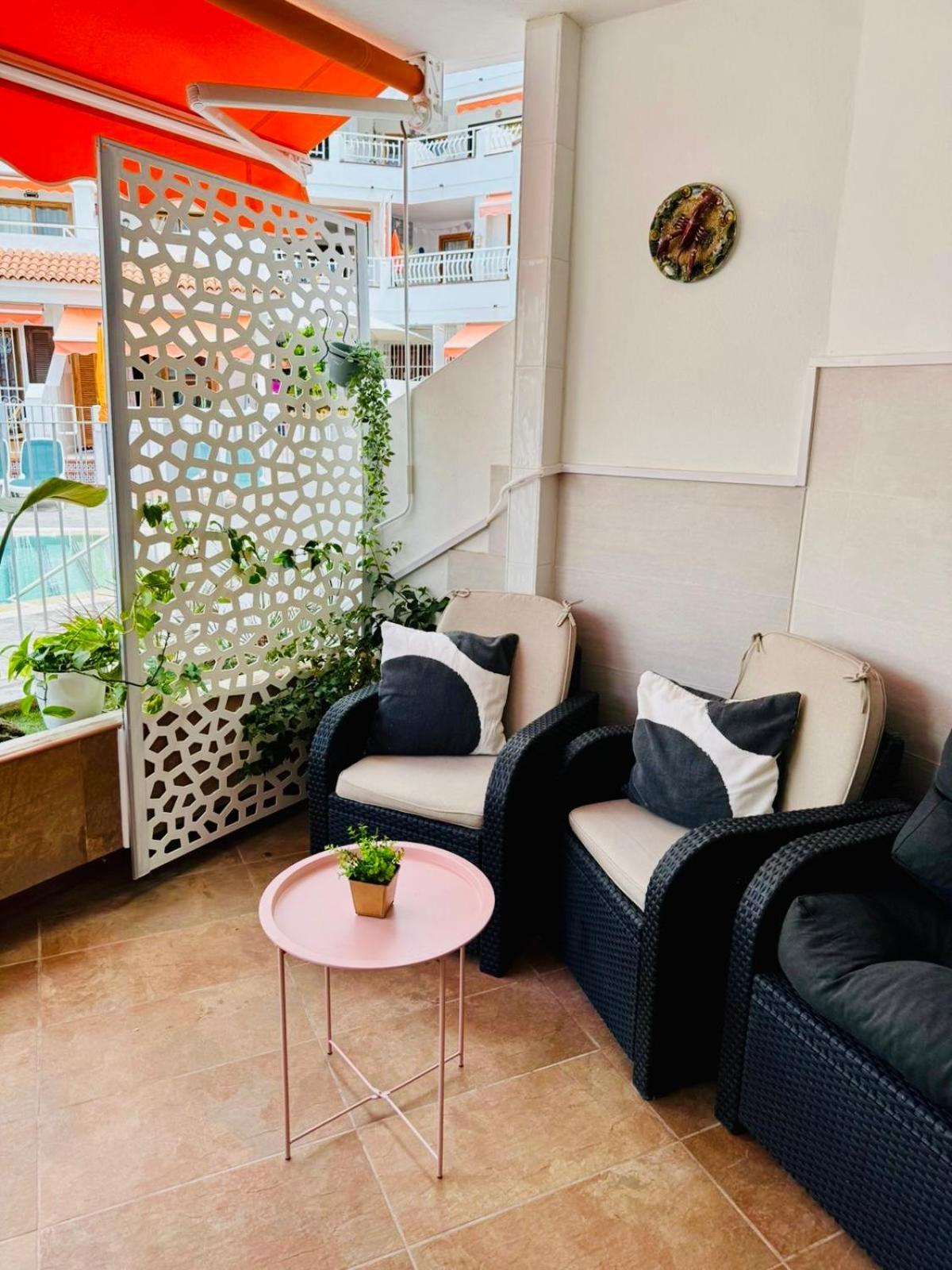 Apartment With Terrace And Pool, Los Cristianos Los Cristianos  Exterior photo